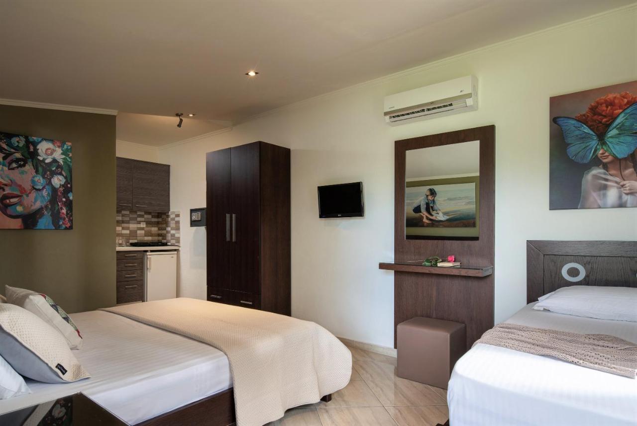 Sunday Resort Gerakini Ngoại thất bức ảnh