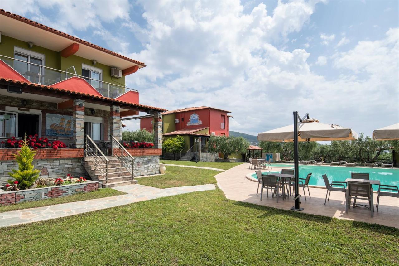 Sunday Resort Gerakini Ngoại thất bức ảnh